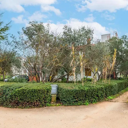 2 Bedroom Beautiful In